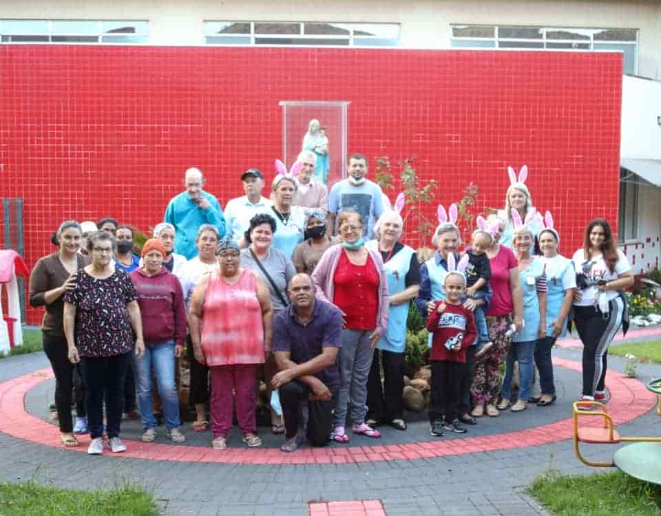 pacientes reunidos na Casa de Apoio Uopeccan Cascavel